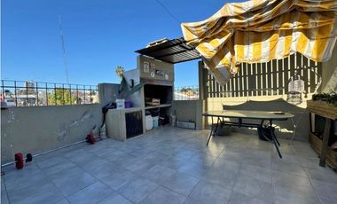 EN VENTA CASA PLANTA ALTA CALLE ALEM 3 DORMITORIOS