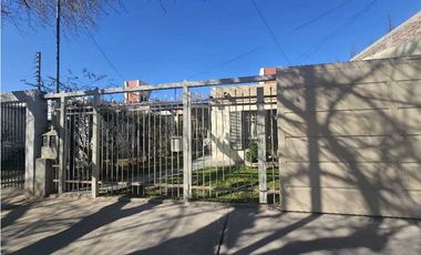 CASA · VENTA · MENDOZA · SOBERANIA NACIONAL · 3 DORMITORIOS