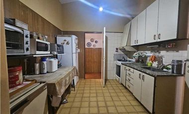 CASA · VENTA · MENDOZA · SOBERANIA NACIONAL · 3 DORMITORIOS
