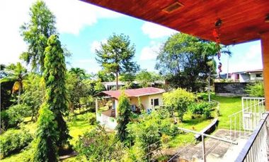 VENDO CASA CON AMPLIO TERRENO DE 1000 MTS 2, EN SAN ANTONIO!!!