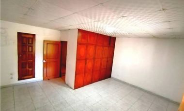 VENDO CASA CON AMPLIO TERRENO DE 1000 MTS 2, EN SAN ANTONIO!!!