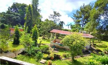 VENDO CASA CON AMPLIO TERRENO DE 1000 MTS 2, EN SAN ANTONIO!!!