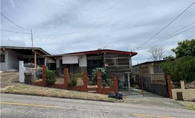 CASA EN VENTA DE 4 RECAMARAS ALTOS DE CHASE  BETANIA  MC