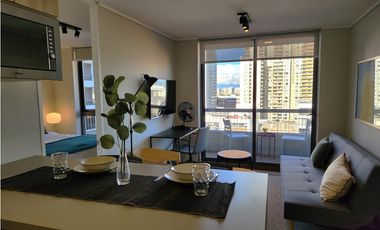 ARRIENDO METRO TOESCA / EJERCITO / CLAUDIO GAY