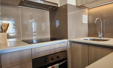 ARRIENDO METRO TOESCA / EJERCITO / CLAUDIO GAY