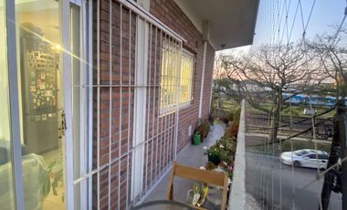 VENTA DE DEPARTAMENTO EN Caseros