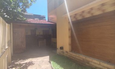 Departamento Tipo Casa en venta en Lanus Este