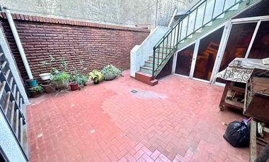 Casa PH en venta en Lanus Este