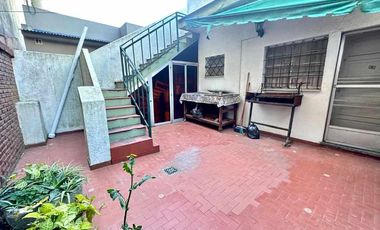 Casa PH en venta en Lanus Este