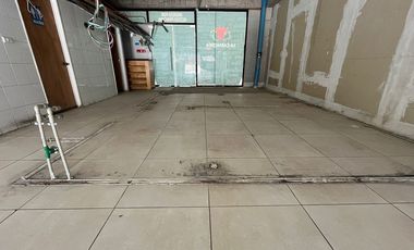 Arriendo Local Comercial Strip center Los Trapenses
