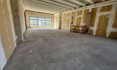 Local Comercial de 117 MT2 en Segundo Piso.
