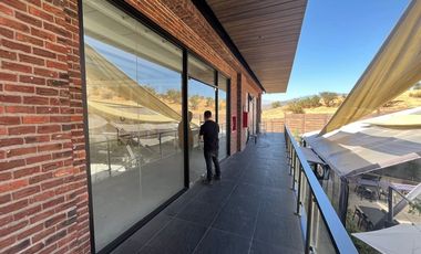 Local Comercial de 117 MT2 en Segundo Piso.