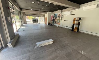 Espectacular Local Comercial en Strip Center Los Trapenses