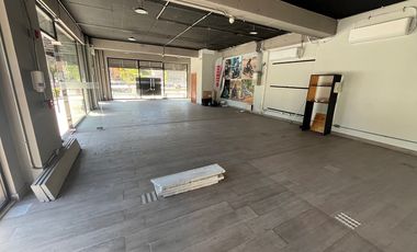 Espectacular Local Comercial en Strip Center Los Trapenses