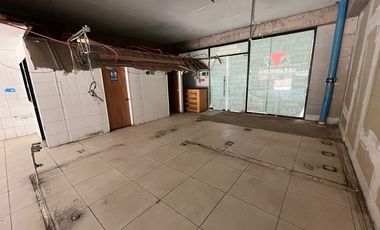 Arriendo Local Comercial Primer Piso.