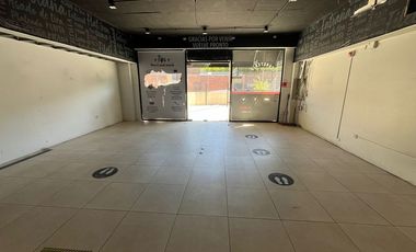 Arriendo Local Comercial Primer Piso.