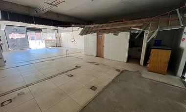 Arriendo Local Comercial Primer Piso.