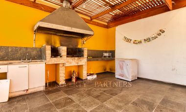 Venta propiedad de 5 niveles, ideal rubro comercial, cercano al centro de Antofagasta.