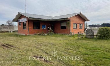 Se arrienda terreno comercial  ubicado en Lautaro de 1.700 m2 a orilla de carretera