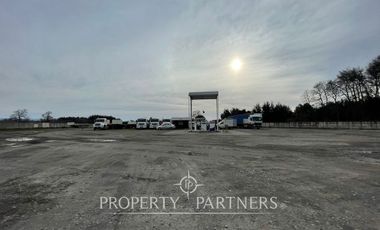 Se arrienda terreno comercial con servicentro y oficina ubicado en Lautaro de 4.200 m2 aprox. a orilla de carretera 5 sur