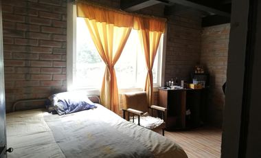 CASA EN VENTA UBICADA EN IBARRA, CON HERMOSA VISTA A LA LAGUNA