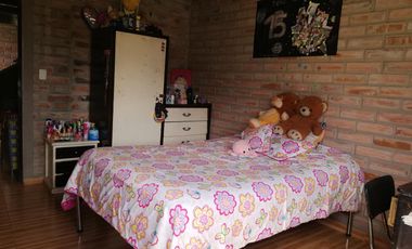 CASA EN VENTA UBICADA EN IBARRA, CON HERMOSA VISTA A LA LAGUNA