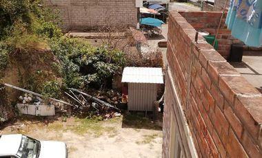 CASA EN VENTA UBICADA EN IBARRA, CON HERMOSA VISTA A LA LAGUNA