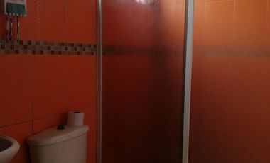 CASA EN VENTA UBICADA EN IBARRA, CON HERMOSA VISTA A LA LAGUNA