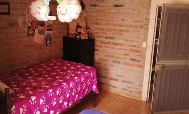 CASA EN VENTA UBICADA EN IBARRA, CON HERMOSA VISTA A LA LAGUNA