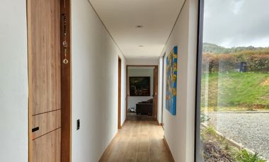 CASA EN ARRIENDO UBICADO EN ENVIGADO SECTOR ALTO LAS PALMAS