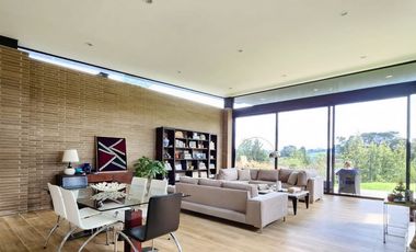 CASA EN ARRIENDO UBICADO EN ENVIGADO SECTOR ALTO LAS PALMAS