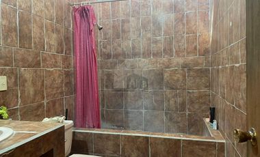 Casa en venta en Fracc. Jardines de San Antonio, Irapuato, Gto.