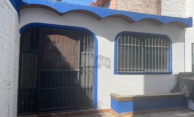 Casa en venta en Fracc. Jardines de San Antonio, Irapuato, Gto.