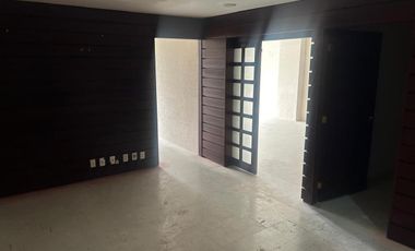 RENTA DE OFICINA ACONDICIONADA DE 96 M2 RIO RHIN