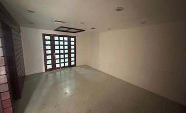 RENTA DE OFICINA ACONDICIONADA DE 96 M2 RIO RHIN