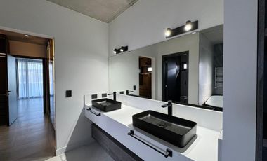 Casa al lago en el  Barrio Costas, Puertos / Escobar