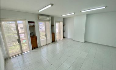 SE VENDE OFICINA DE 49 M2 EN EL EDIFICIO DAVIVIENDA, SANTA MARTA