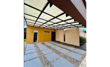 CASA EN VILLA LOS PINOS EN VENTA, CAJICA