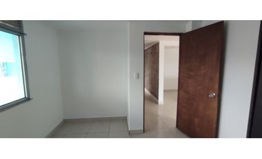 SE VENDE APARTAMENTO CERCA A LA ARBOLEDA AREA 170 M2