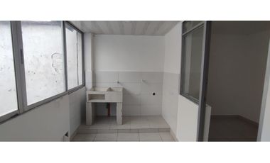 SE VENDE APARTAMENTO CERCA A LA ARBOLEDA AREA 170 M2
