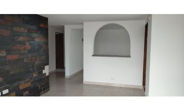 SE VENDE APARTAMENTO CERCA A LA ARBOLEDA AREA 170 M2