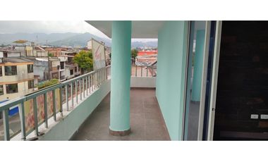 SE VENDE APARTAMENTO CERCA A LA ARBOLEDA AREA 170 M2