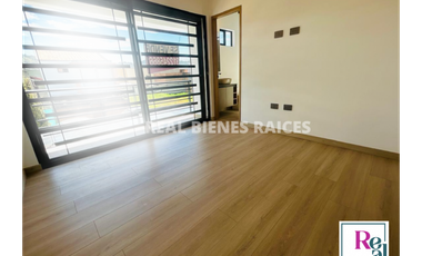 VENDO CASA MEDIANERA EN UNIDAD ABIERTA EN LA CEJA, ANTIOQUIA