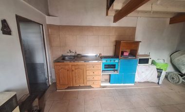 VENTA CASA MULTIFAMILIAR ALEJANDRO KORN 4 AMBIENTE