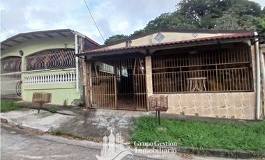 SE VENDE CASA EN VILLA LUCRE 3 RECMARAS KAF