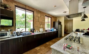 PENONOME / CASA DE CAMPO / 4046 M2 / AMOBLADA / VISTA AL RIO ZARATI