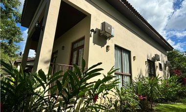 PENONOME / CASA DE CAMPO / 4046 M2 / AMOBLADA / VISTA AL RIO ZARATI