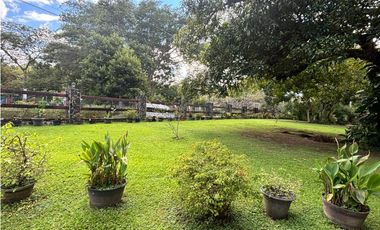 PENONOME / CASA DE CAMPO / 4046 M2 / AMOBLADA / VISTA AL RIO ZARATI