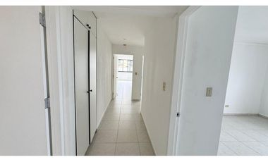 VENTA APARTAMENTO 355 M2 HATO PINTADO 12 DE OCTUBRE PH SKY VIEW KAF