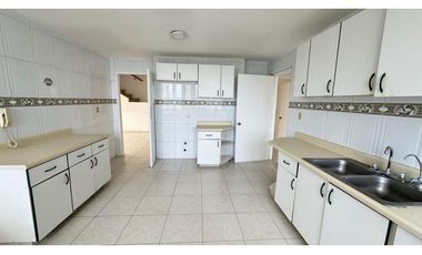 VENTA APARTAMENTO 355 M2 HATO PINTADO 12 DE OCTUBRE PH SKY VIEW KAF